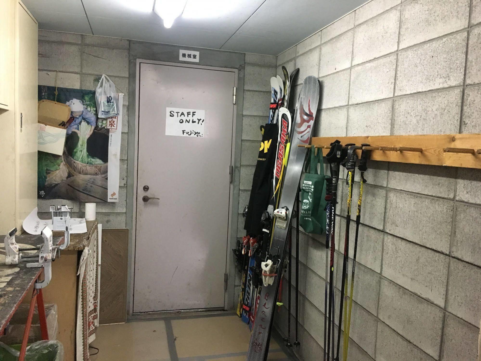 Fujiyoshi Hotell Nozawaonsen Exteriör bild